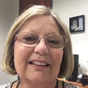 Meet your Posher, Sharon